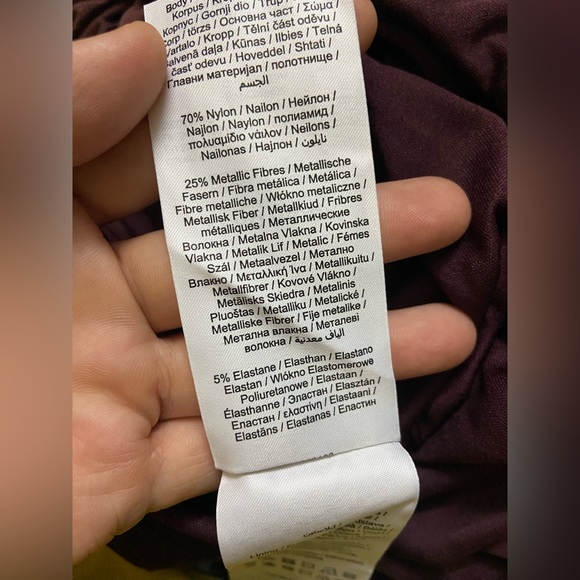 Vero Moda Maroon Shimmer Maxi Dress. Size - M - Picture 13 of 13